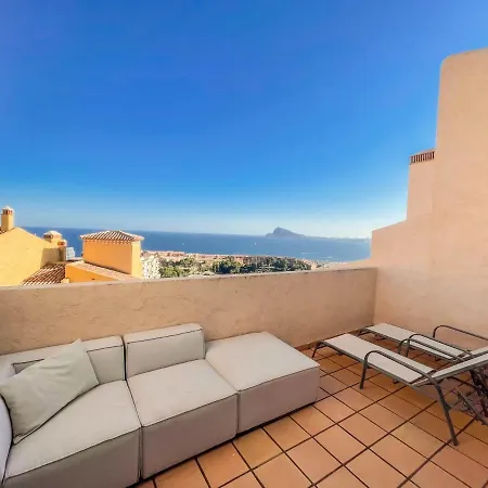 Holiday home Charming Townhouse With Sea Views & Pool In Altea