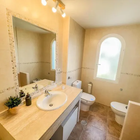Charming Townhouse With Sea Views & Pool In Altea Holiday home *
